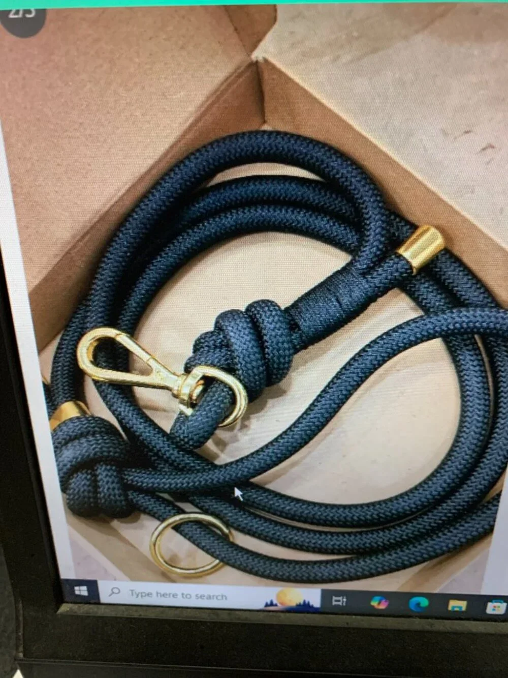 SUNRAYMASCOTA 5FT. NO PULL DOG LEASH  NEW IN BOX